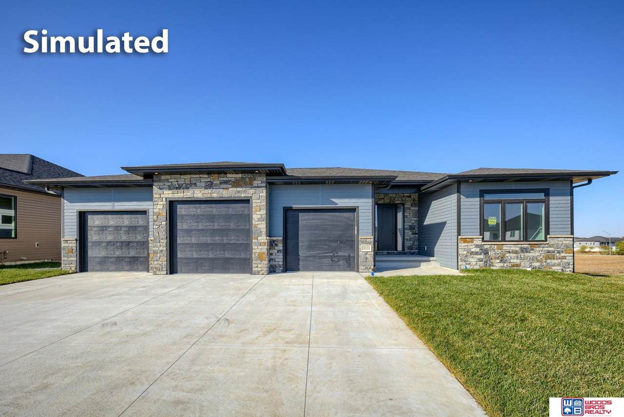 1470 8th Street - Photo 1