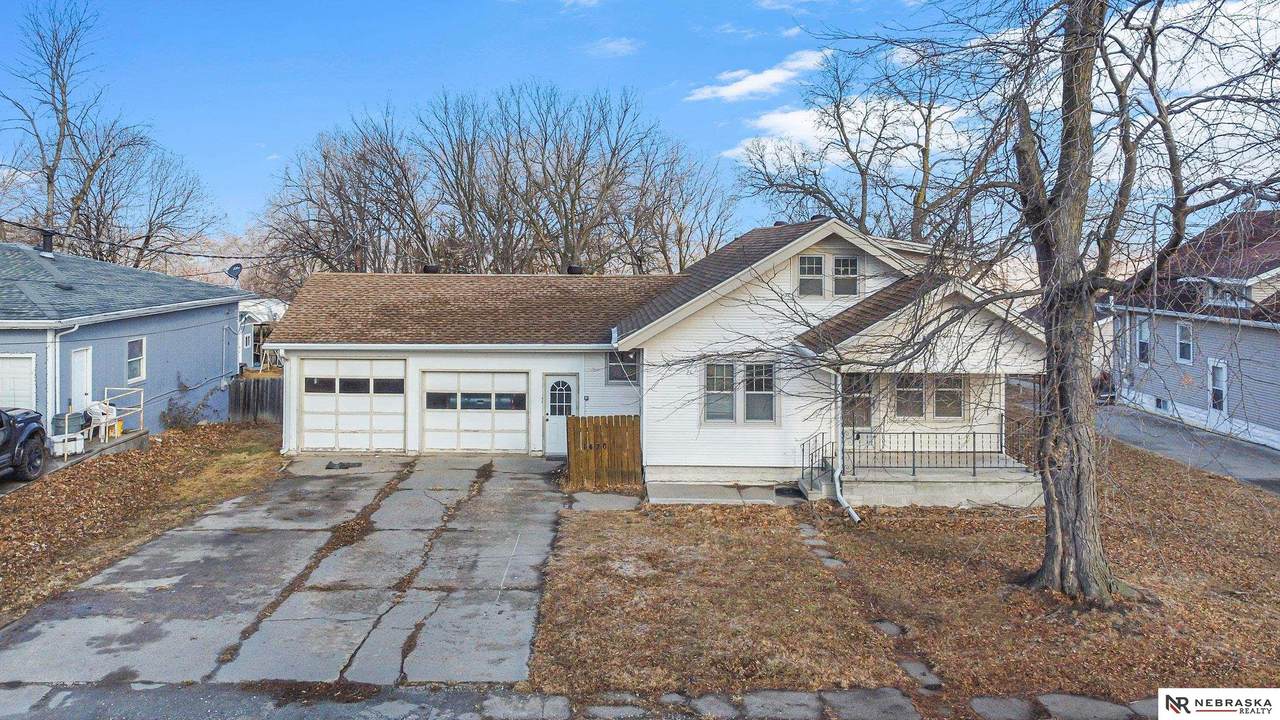 1420 3 Street - Photo 1
