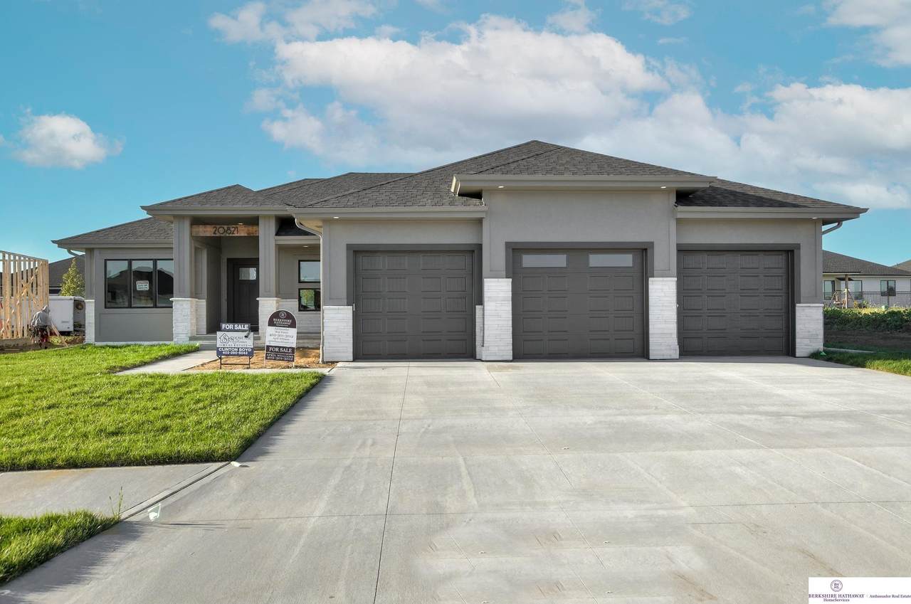 12704 78th Street - Photo 1