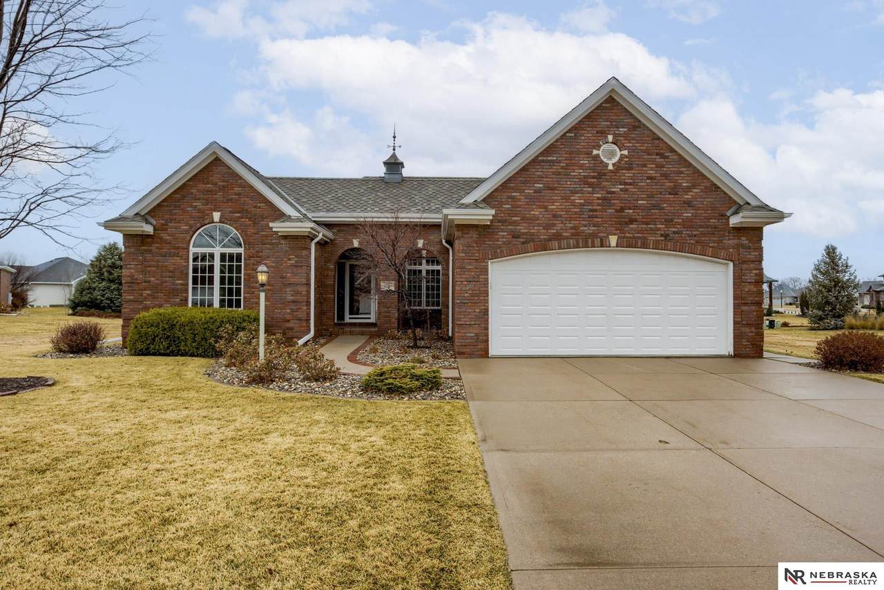 2972 Deer Run - Photo 1