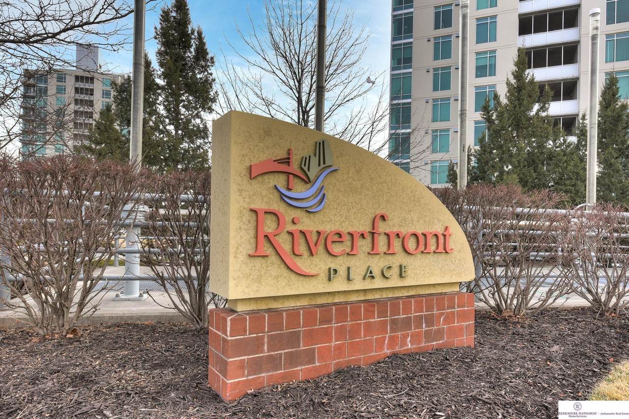 555 Riverfront Plaza - Photo 1