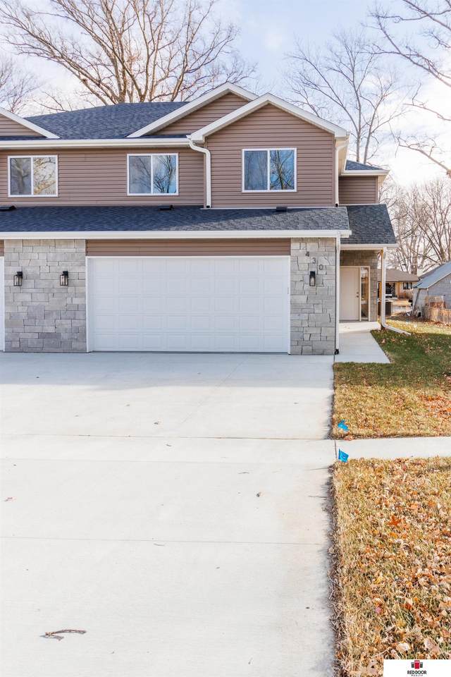 430 7th Street - Photo 1