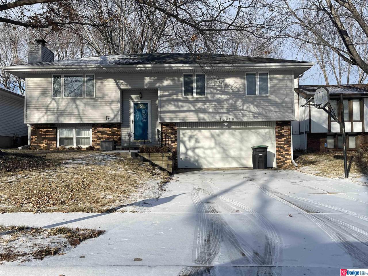 15918 Arbor Circle - Photo 1