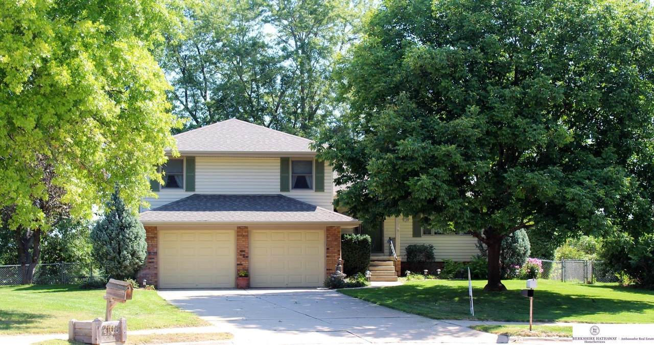 2109 145 Circle - Photo 1