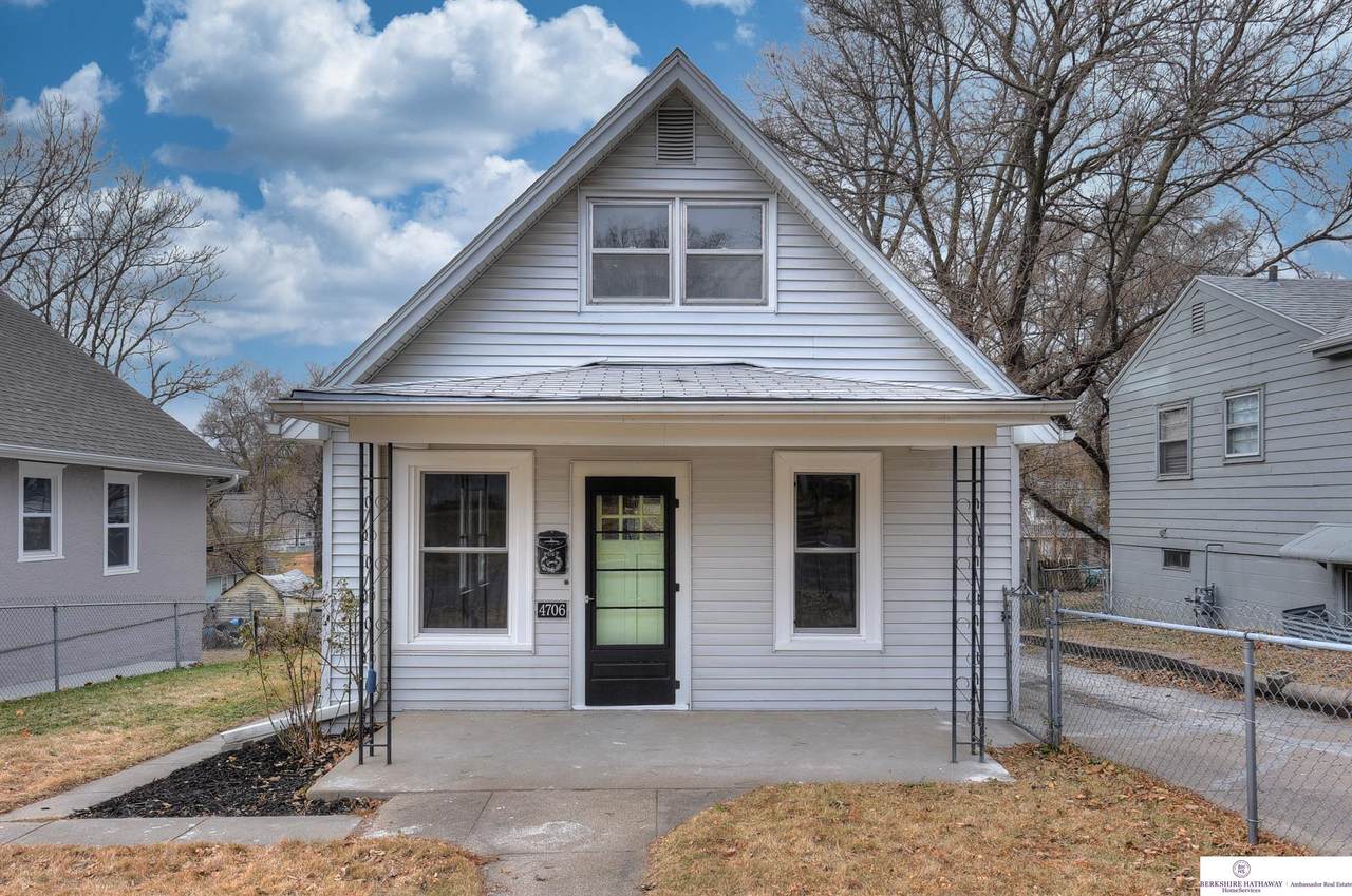 4706 41 Street - Photo 1