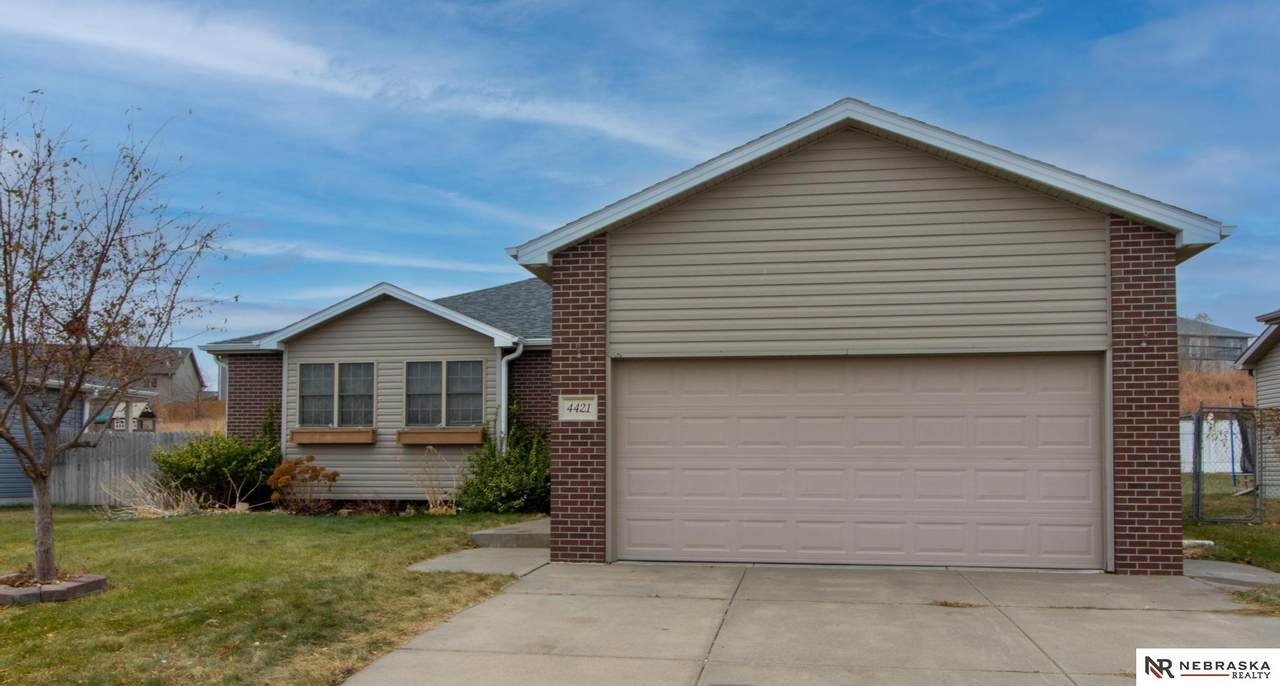 4421 Leighton Avenue - Photo 1