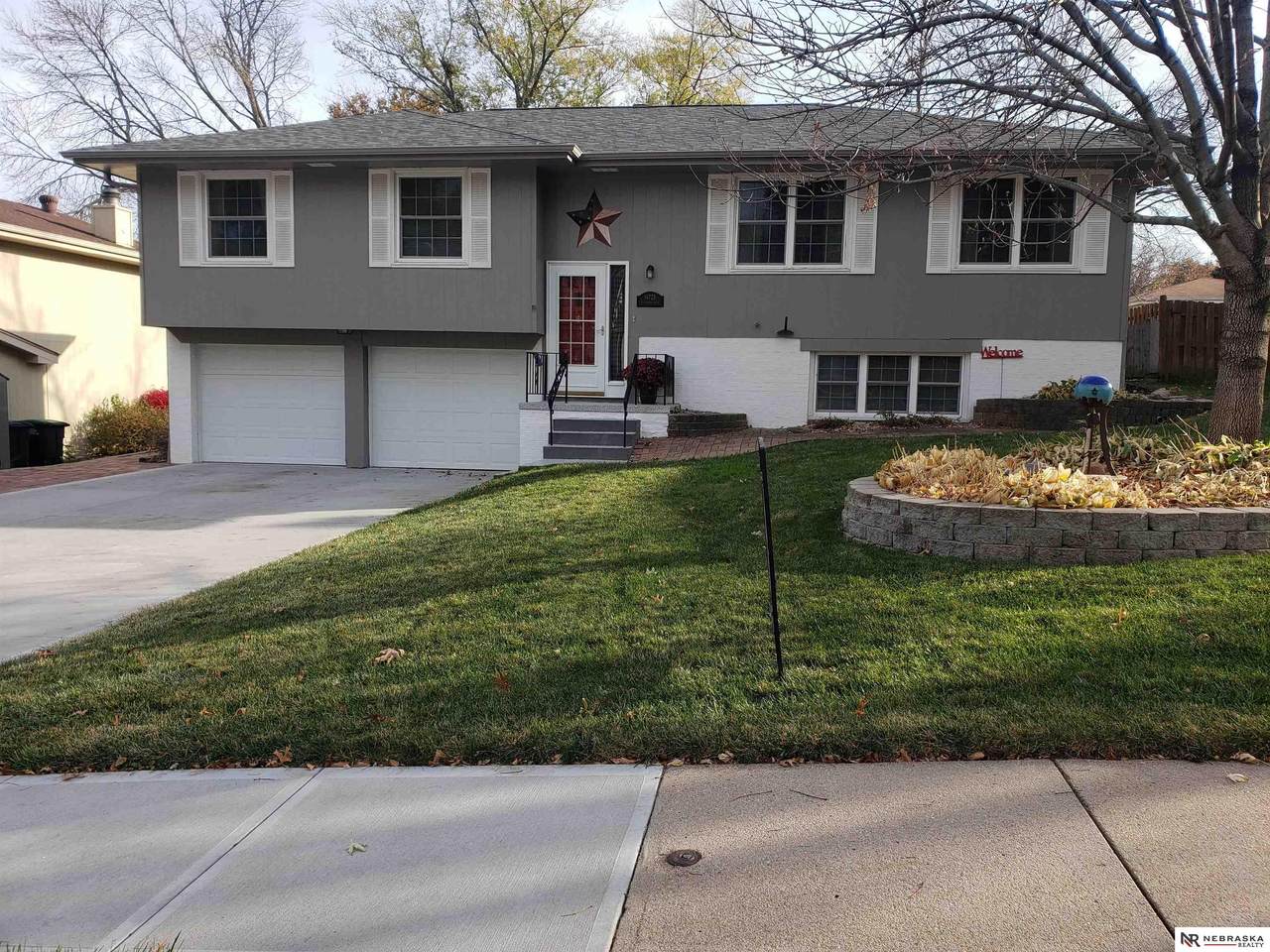 14723 Jefferson Circle - Photo 1