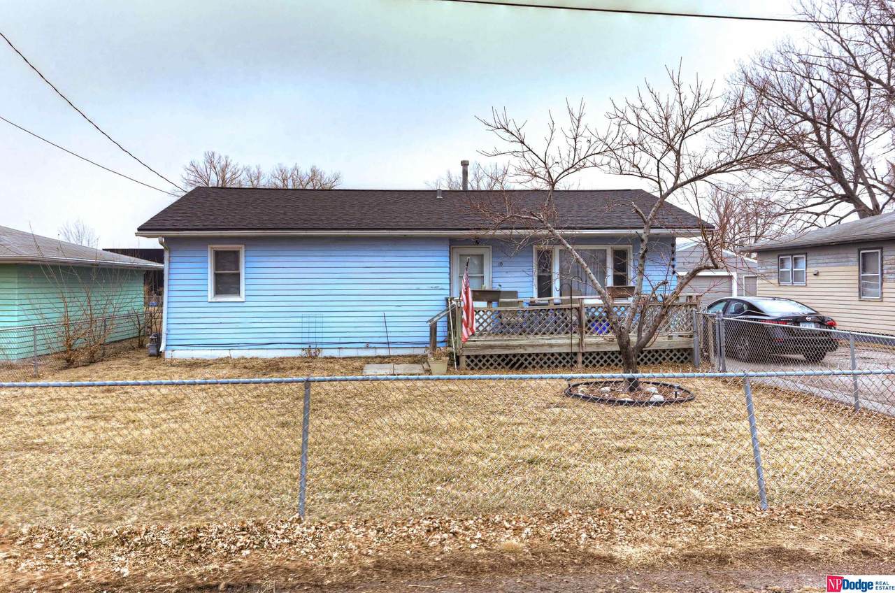 10 Country Club Acres Street - Photo 1