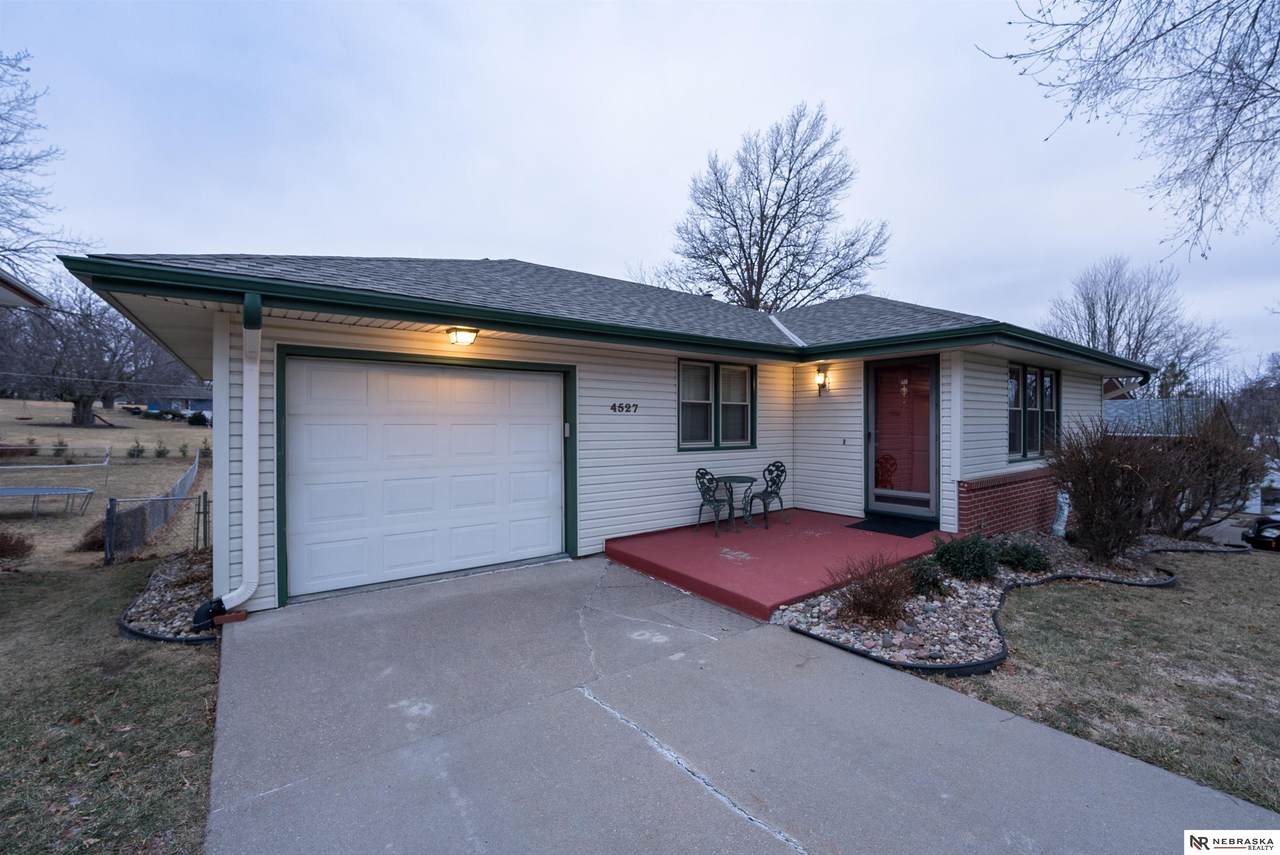 4527 O Street - Photo 1