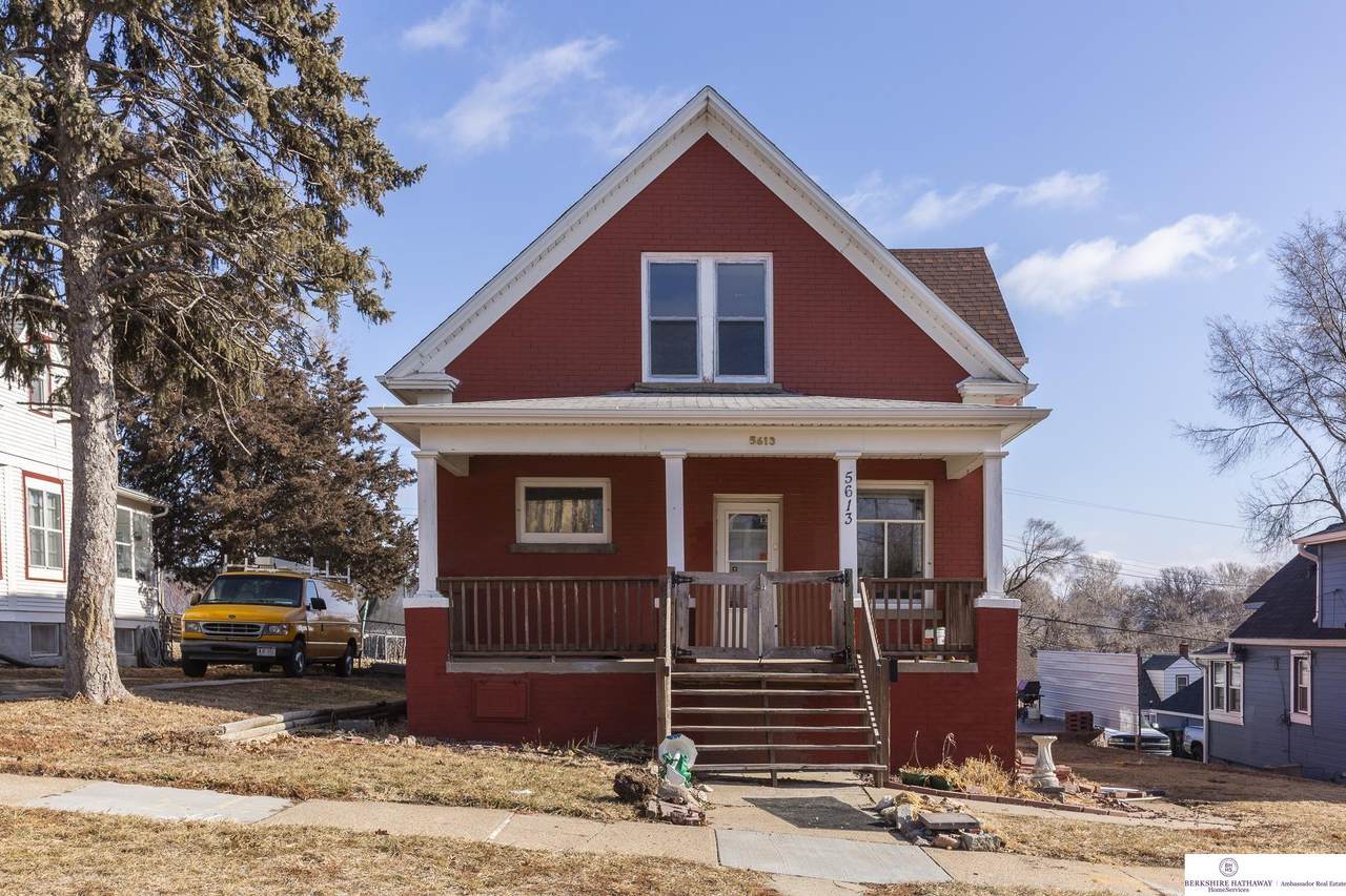 5613 22 Street - Photo 1