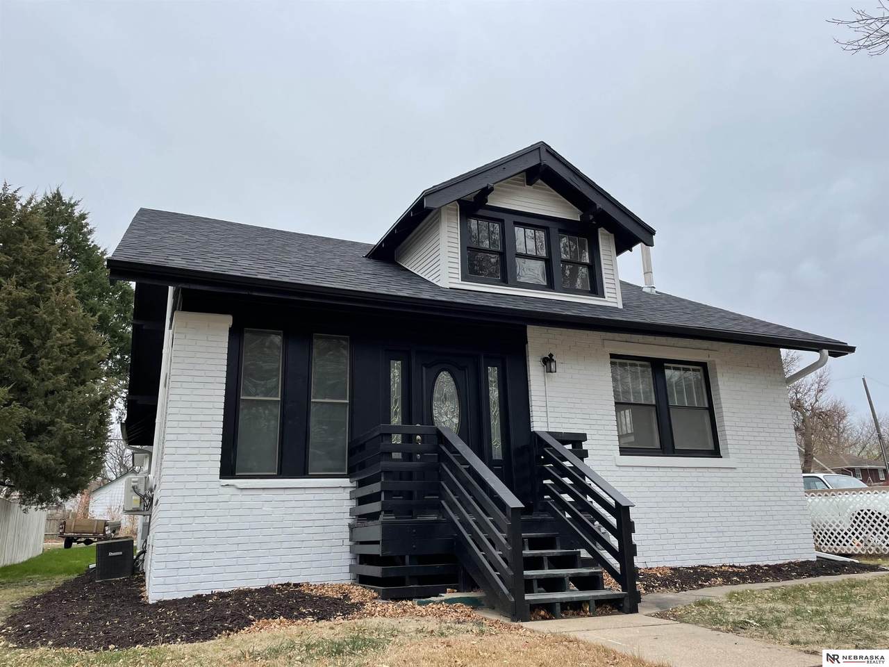 2711 Garfield Street - Photo 1