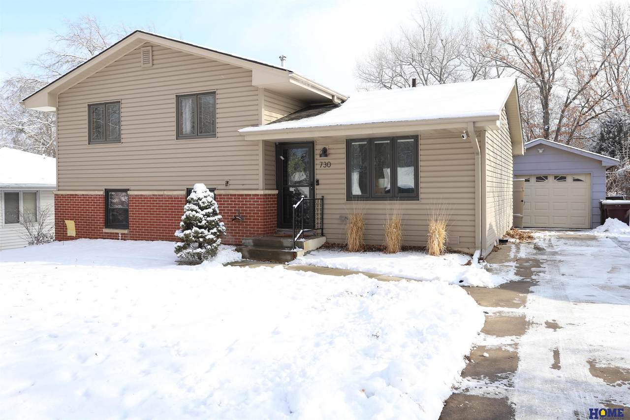 730 54th Street - Photo 1