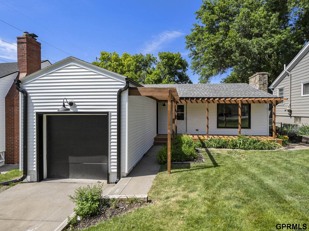 6476 Pierce Street - Photo 1