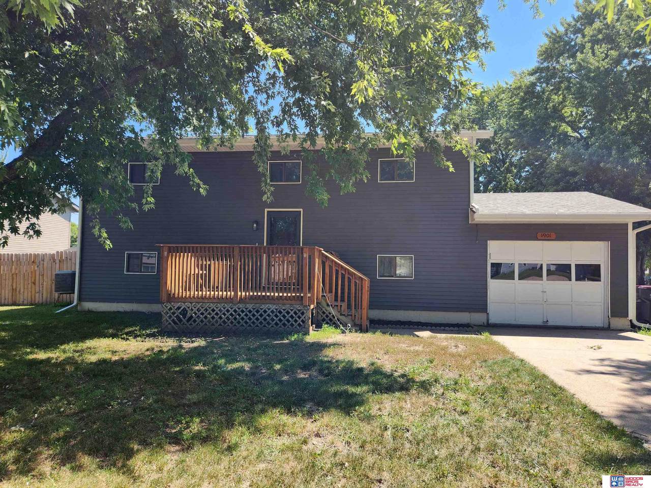 1901 Park Street - Photo 1