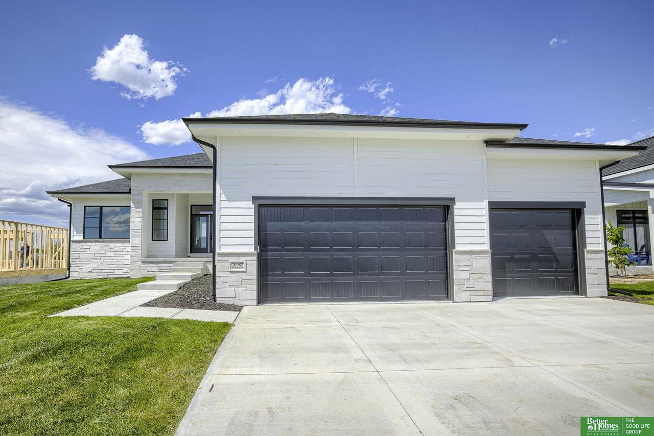 20982 Polk Street - Photo 1