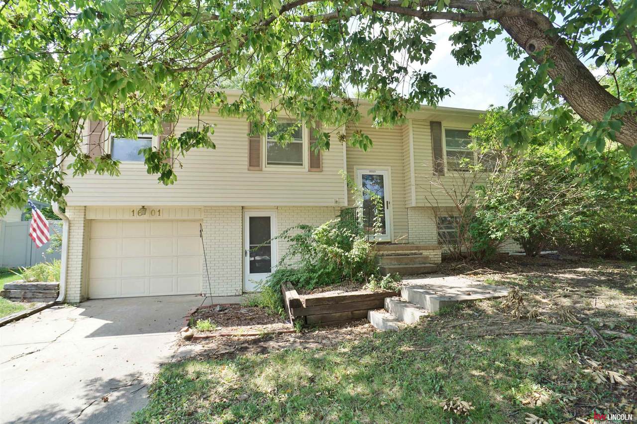 1601 Vale Circle - Photo 1