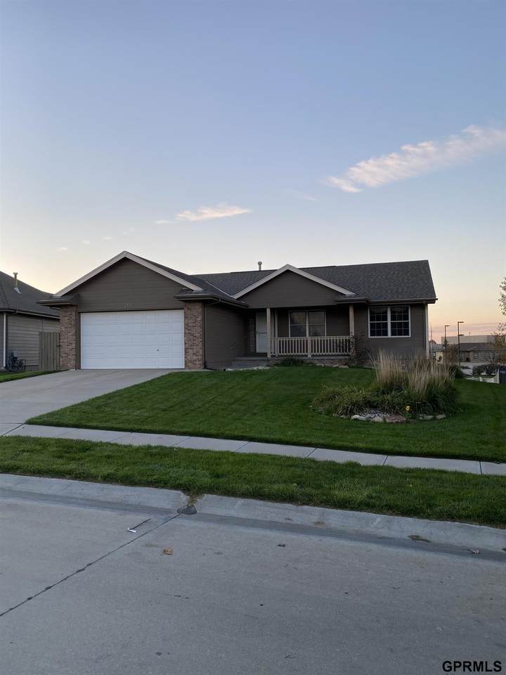21318 Stonehaven Court - Photo 1