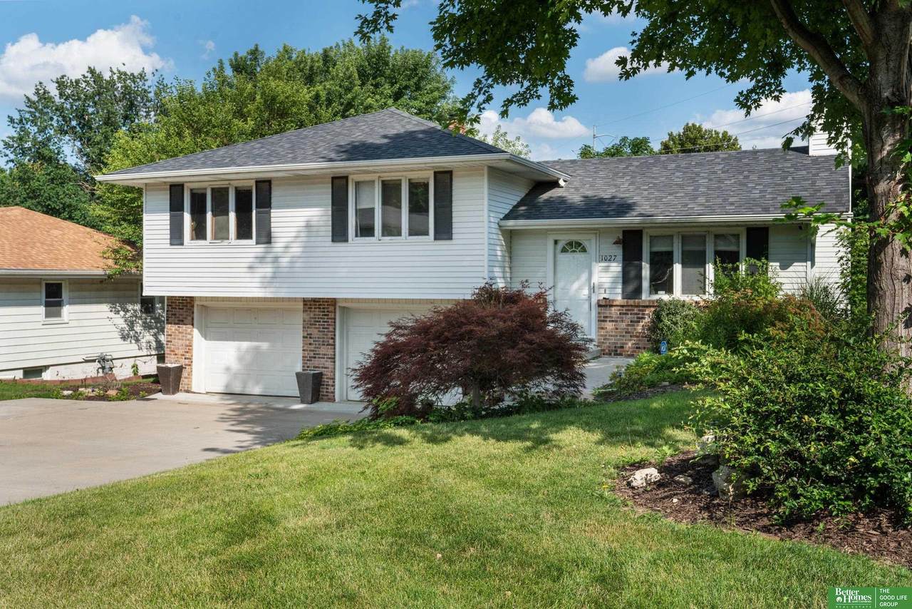 1027 Fawn Parkway - Photo 1