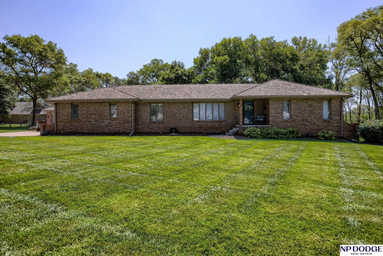 945 205 Street - Photo 1