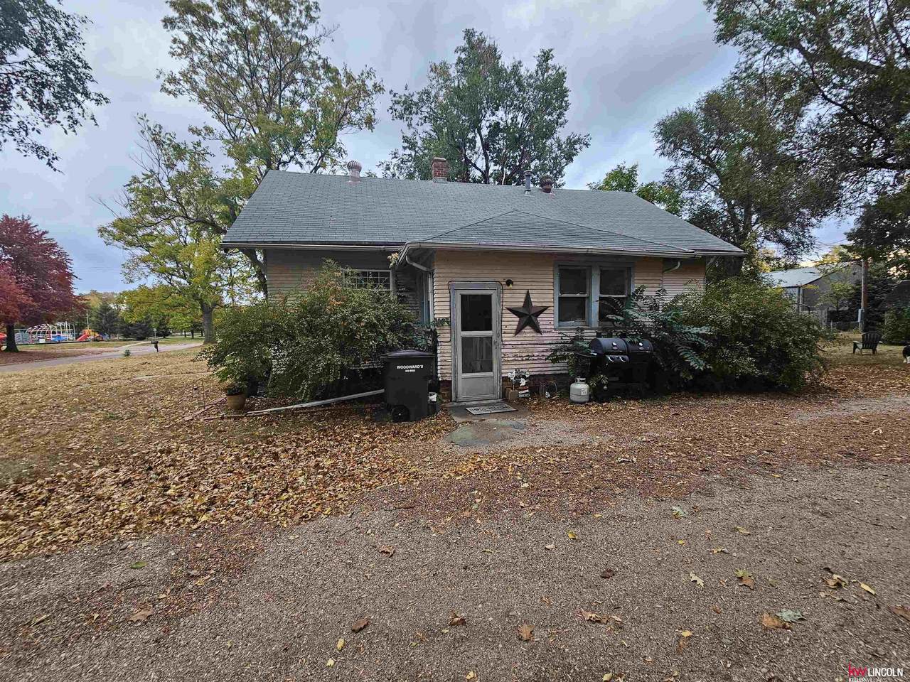 214 Alexander Avenue - Photo 1