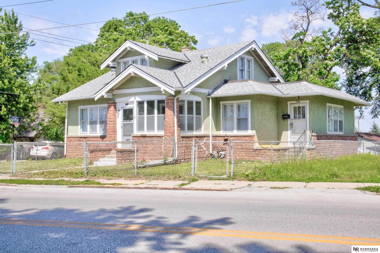 1711 Military Avenue - Photo 1