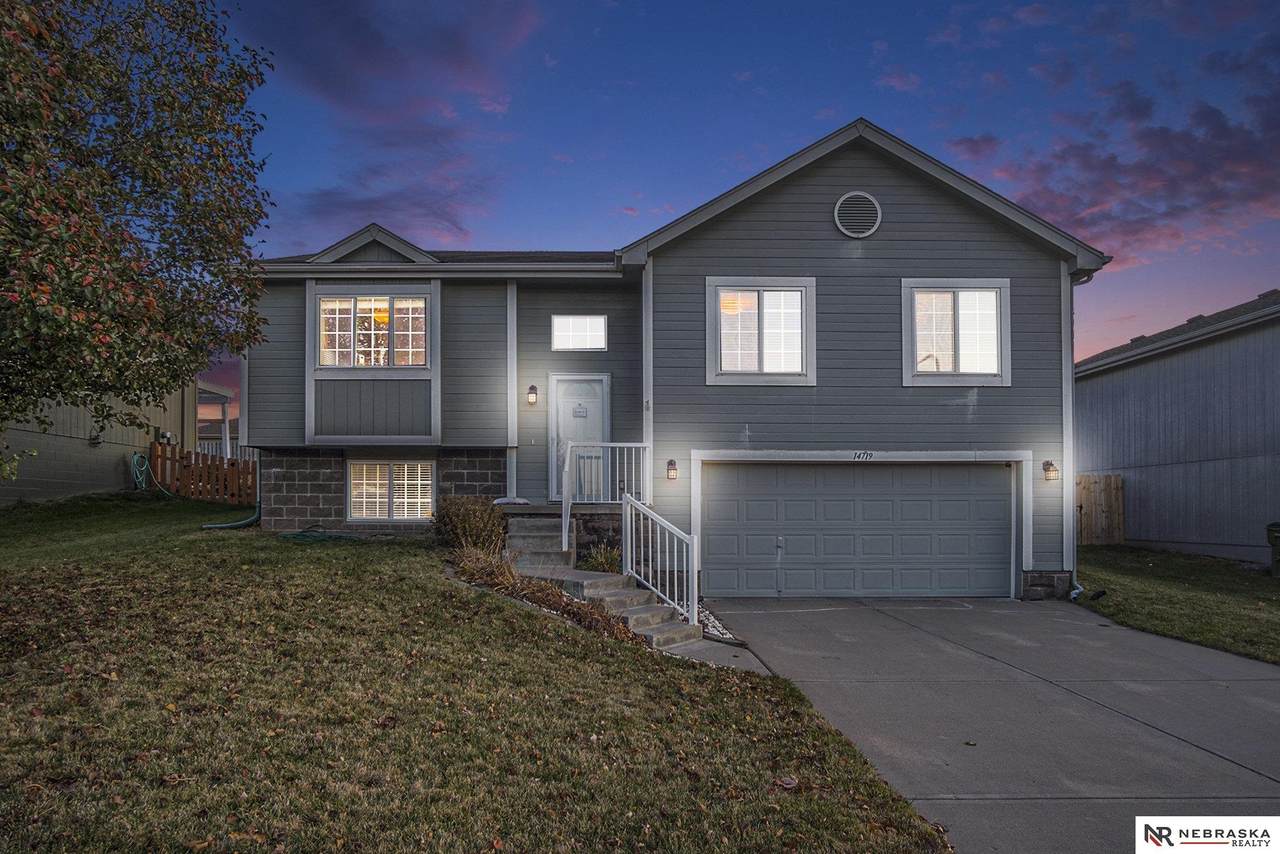 14719 Kansas Avenue - Photo 1