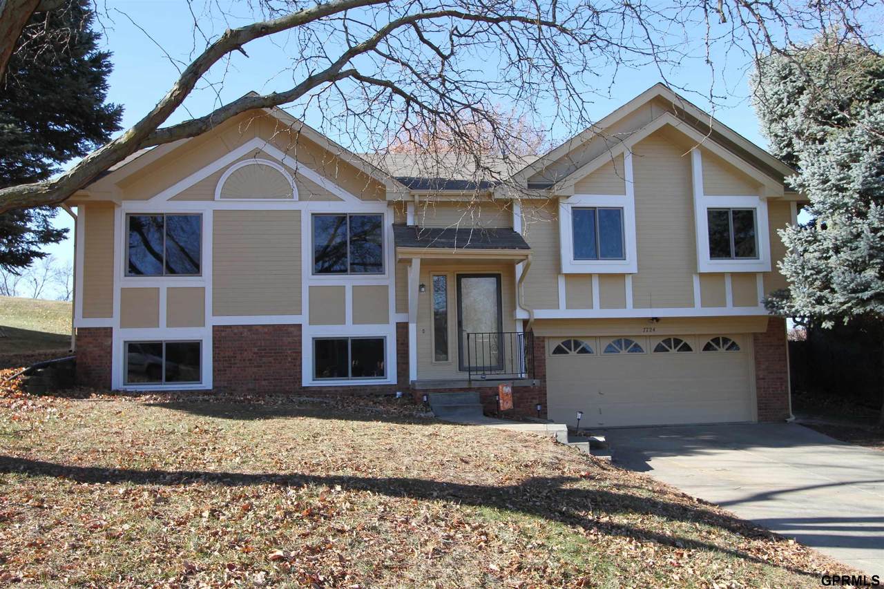 7724 71st Avenue - Photo 1