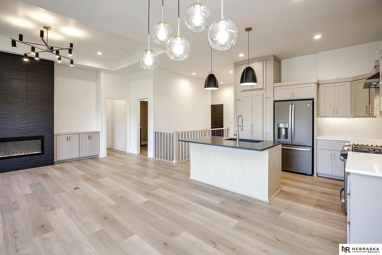 5917 157th Avenue - Photo 1