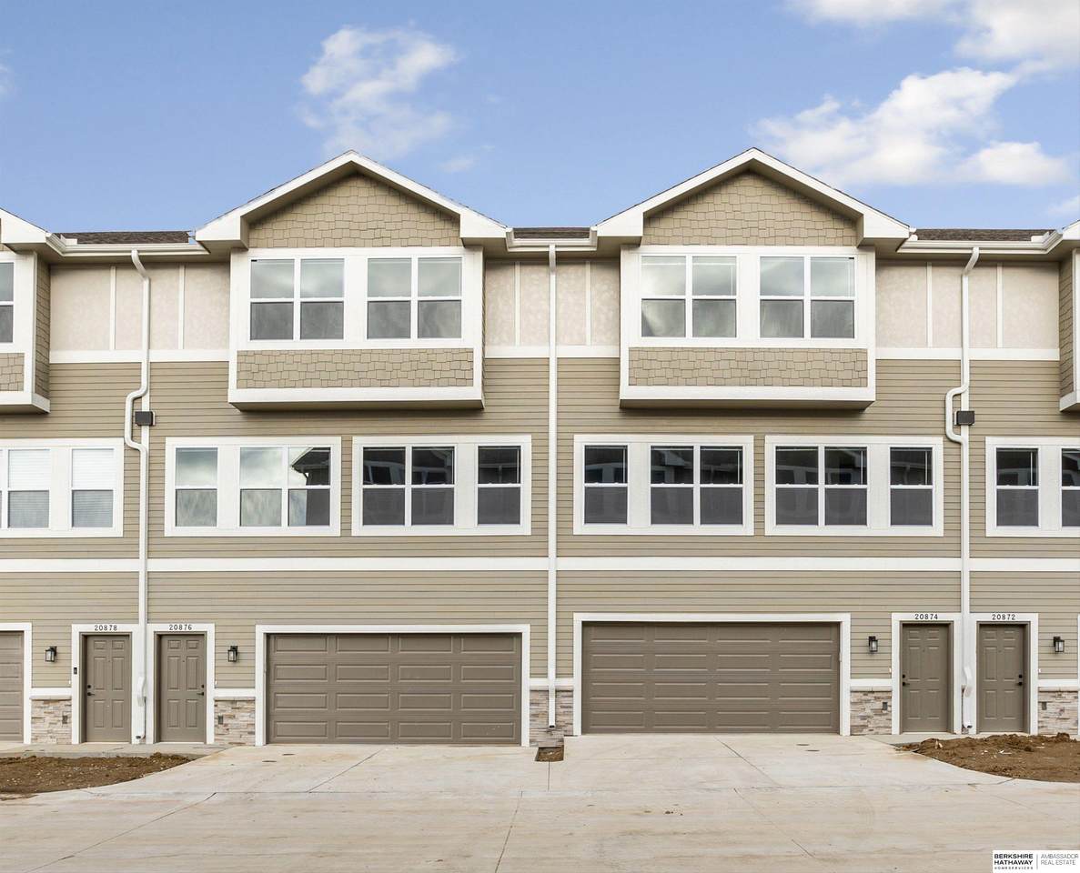 20871 T Court - Photo 1