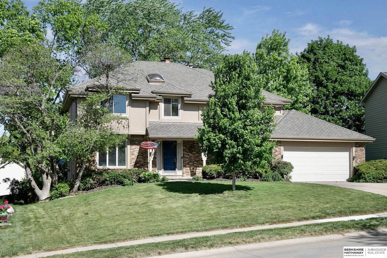 15818 Howard Street - Photo 1