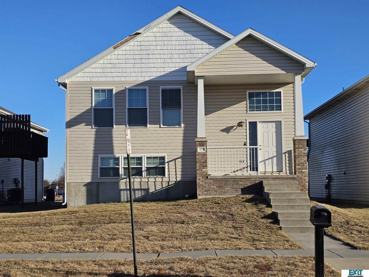 922 Lamont Drive - Photo 1