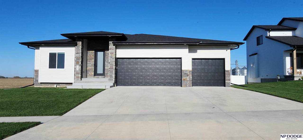 11998 143 Street - Photo 1