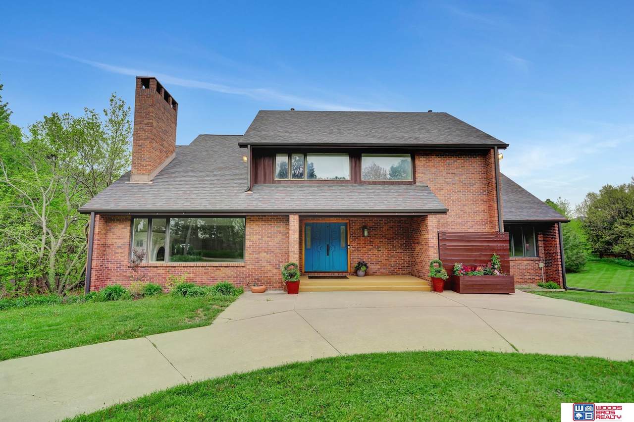 6400 84th Street - Photo 1
