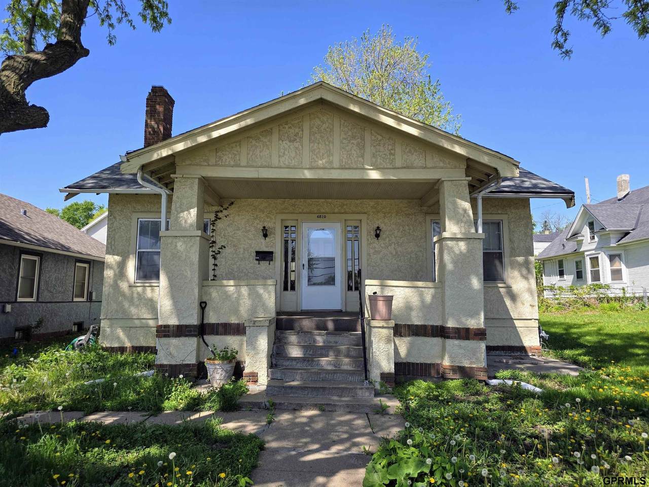6808 30 Street - Photo 1