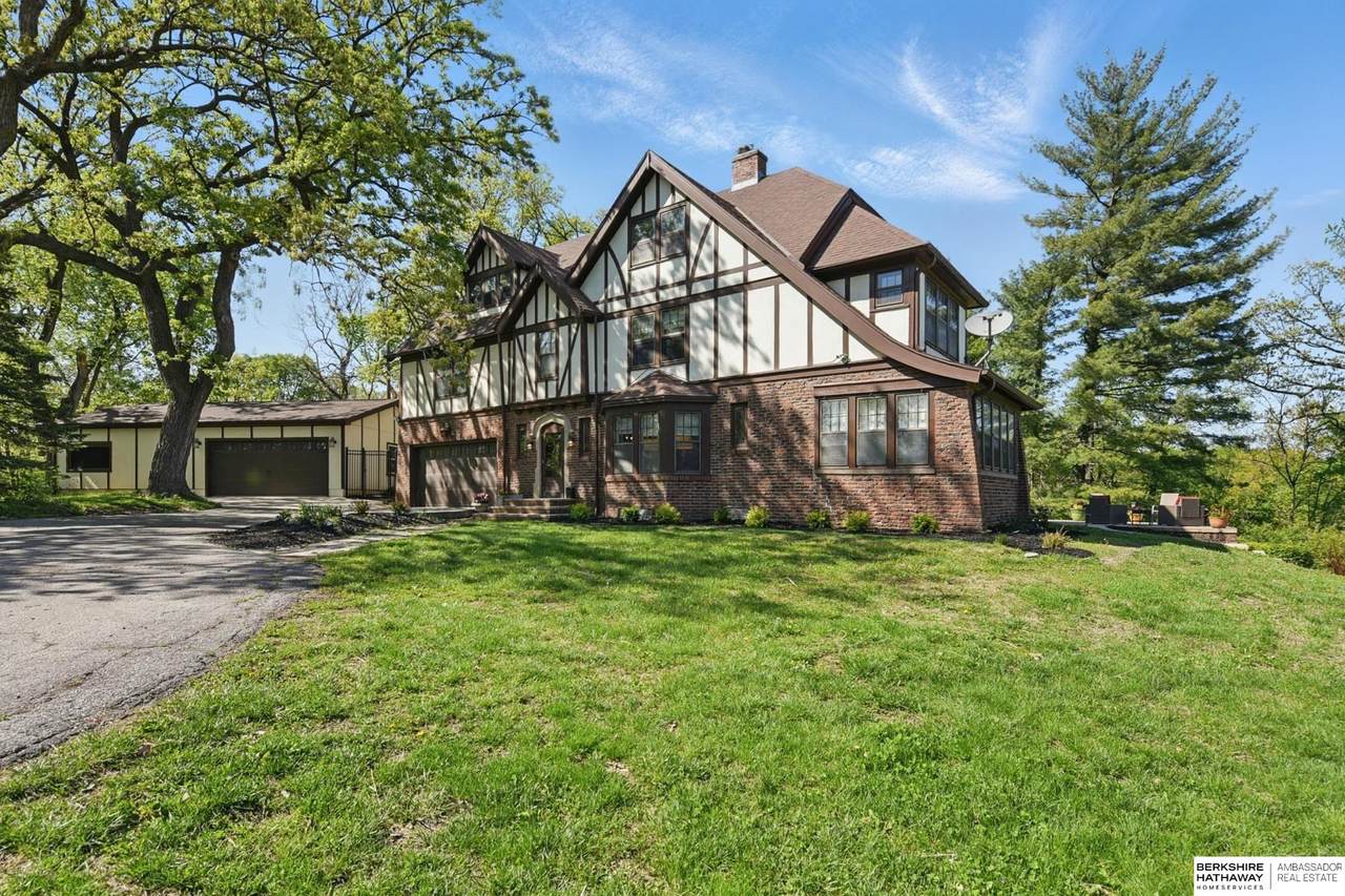 9680 30th Street - Photo 1