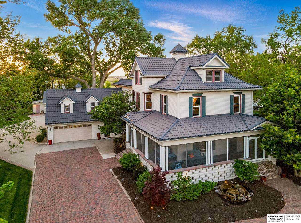 512 Spruce Street - Photo 1