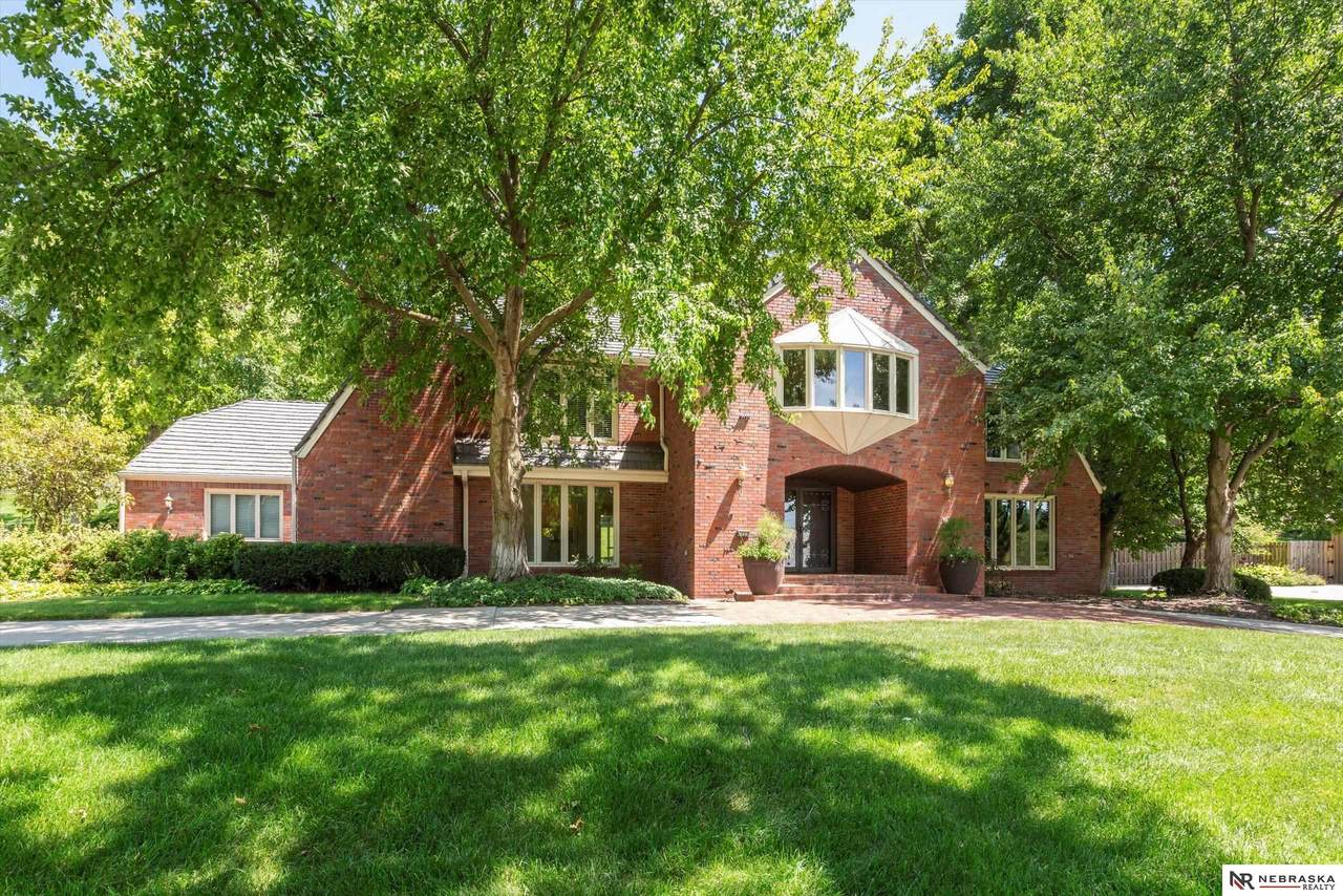 9723 Fieldcrest Drive - Photo 1