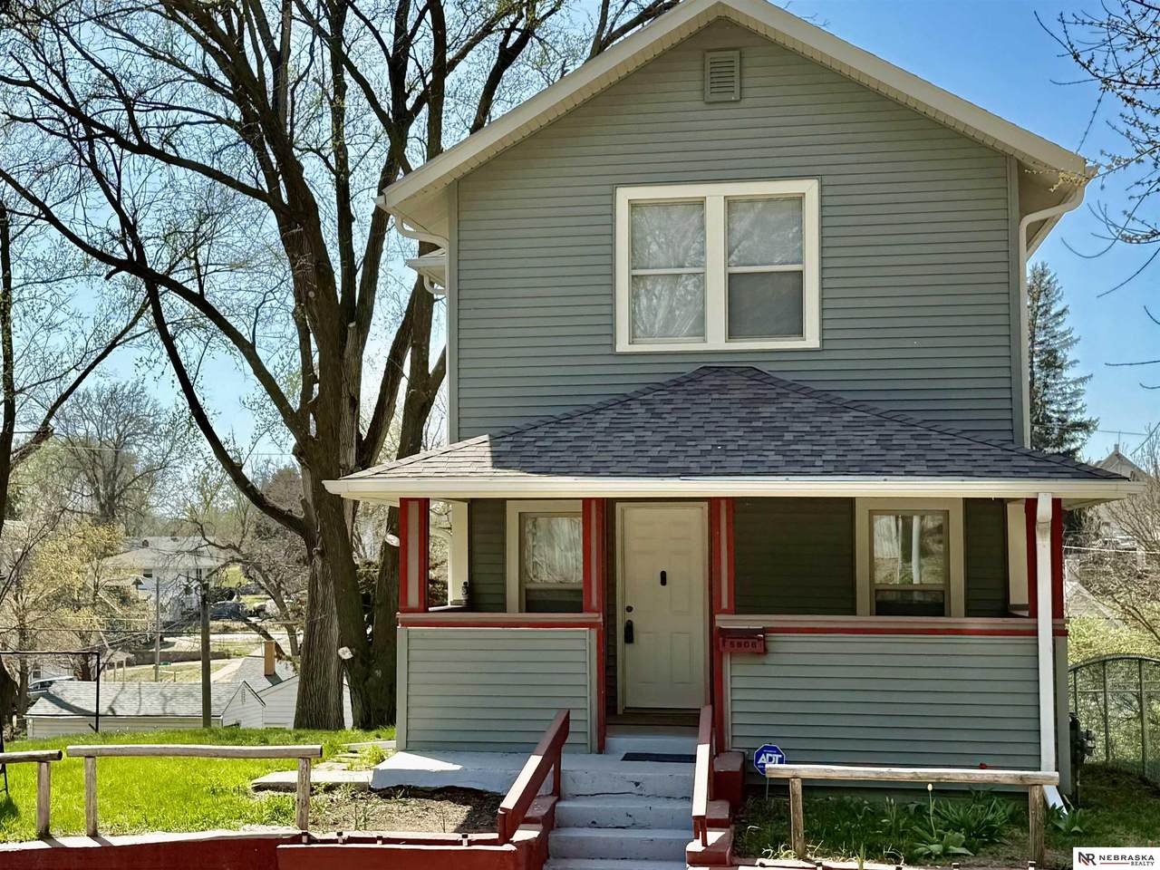 5906 34th Street - Photo 1