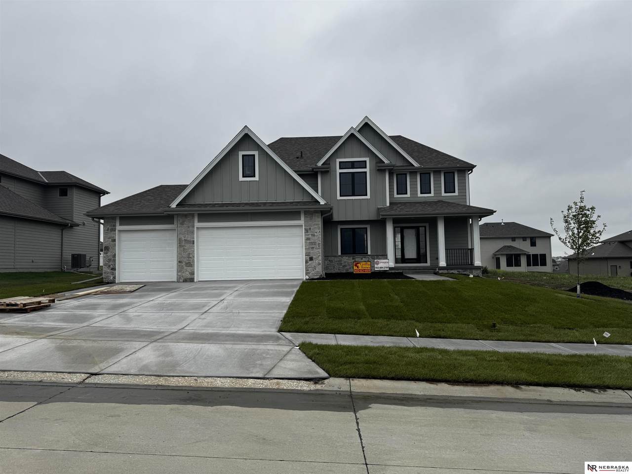 12616 78th Avenue - Photo 1