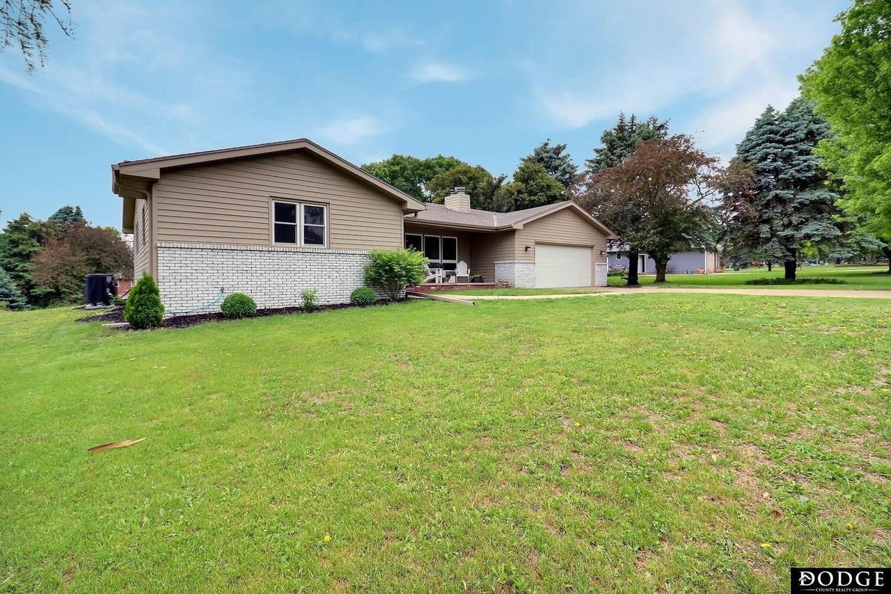 1131 Elizabeth Circle - Photo 1