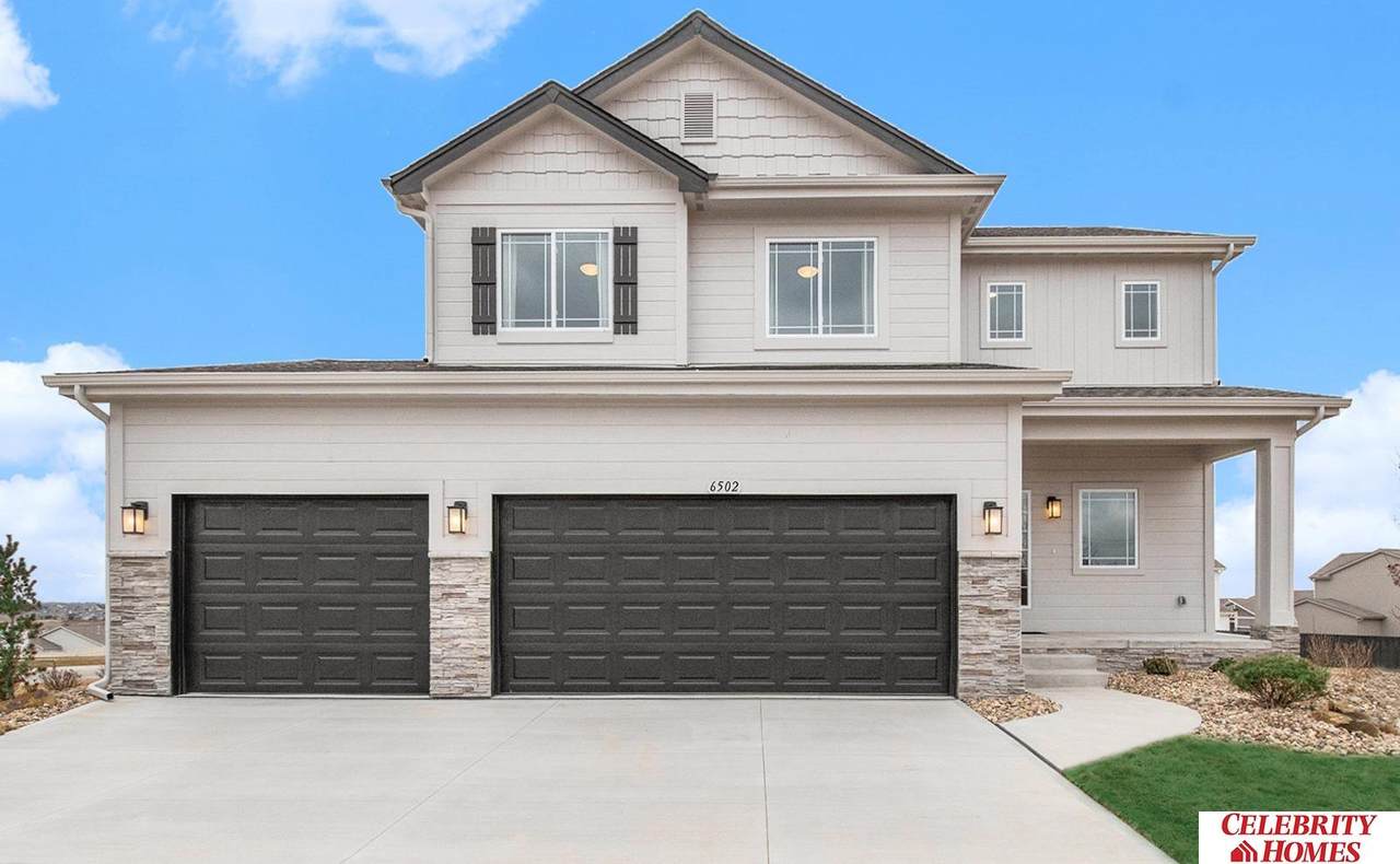 5605 181 Street - Photo 1