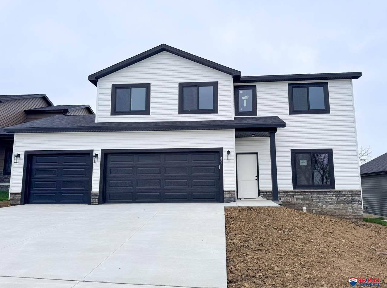 4044 Woodside Village Court - Photo 1
