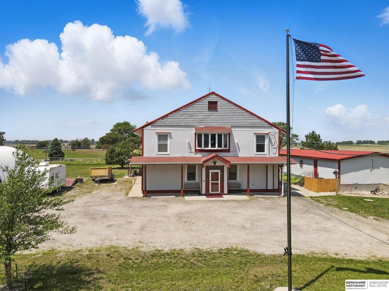 9404 294th Street - Photo 1