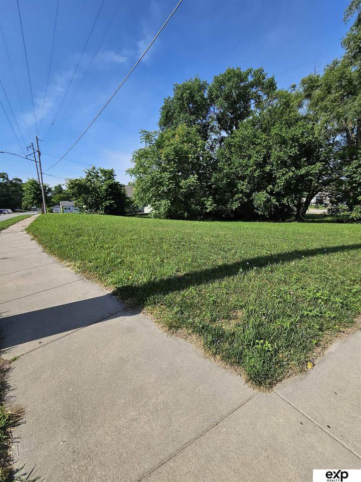 3603 Lake Street - Photo 1