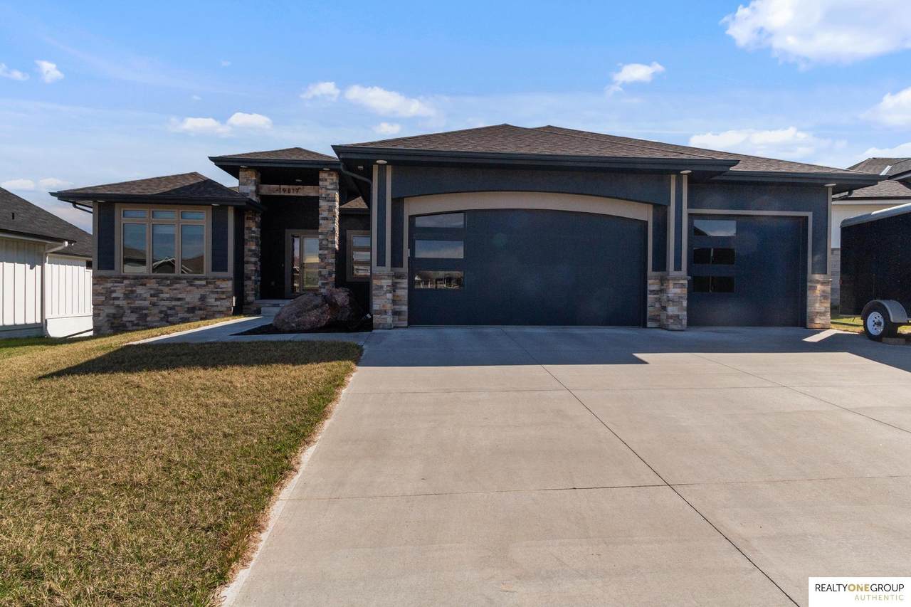 19817 Cottonwood Street - Photo 1