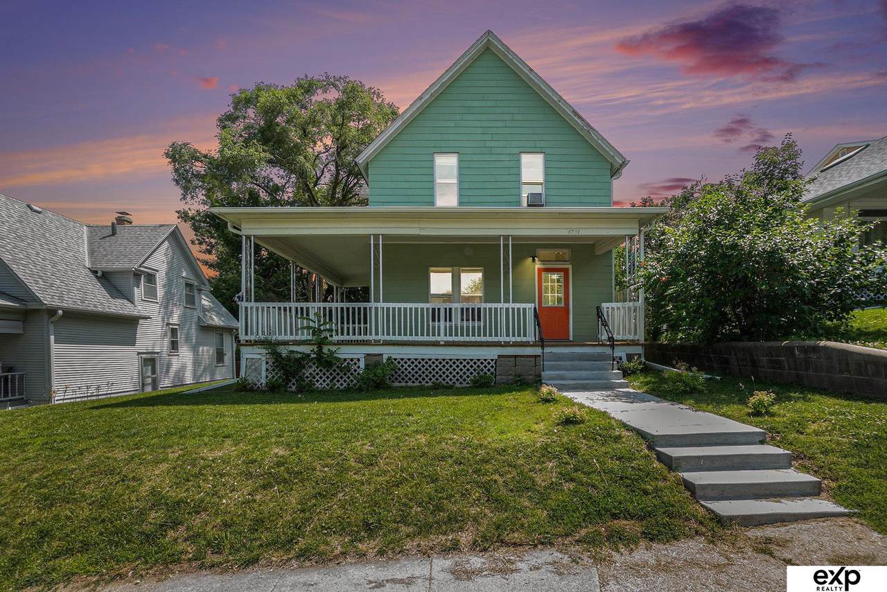 4701 Davenport Street - Photo 1