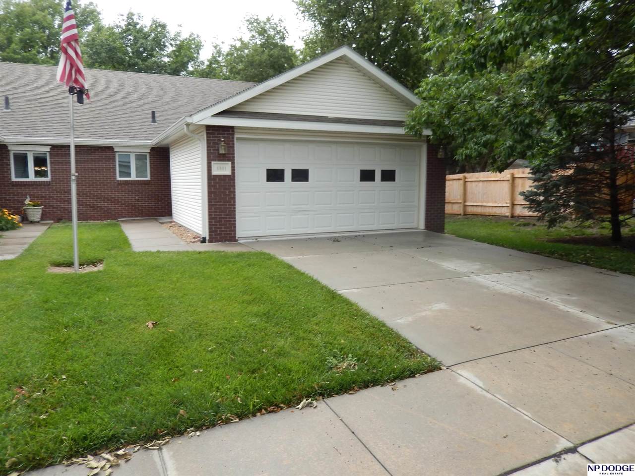 4801 55 Court - Photo 1