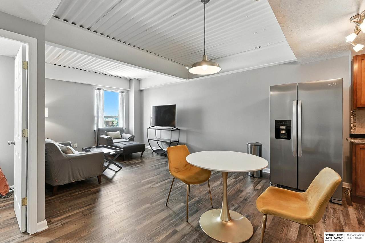 105 31st Avenue - Photo 1