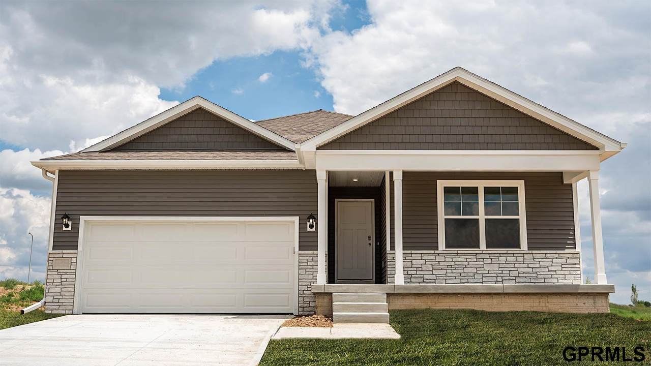 12917 66th Avenue - Photo 1
