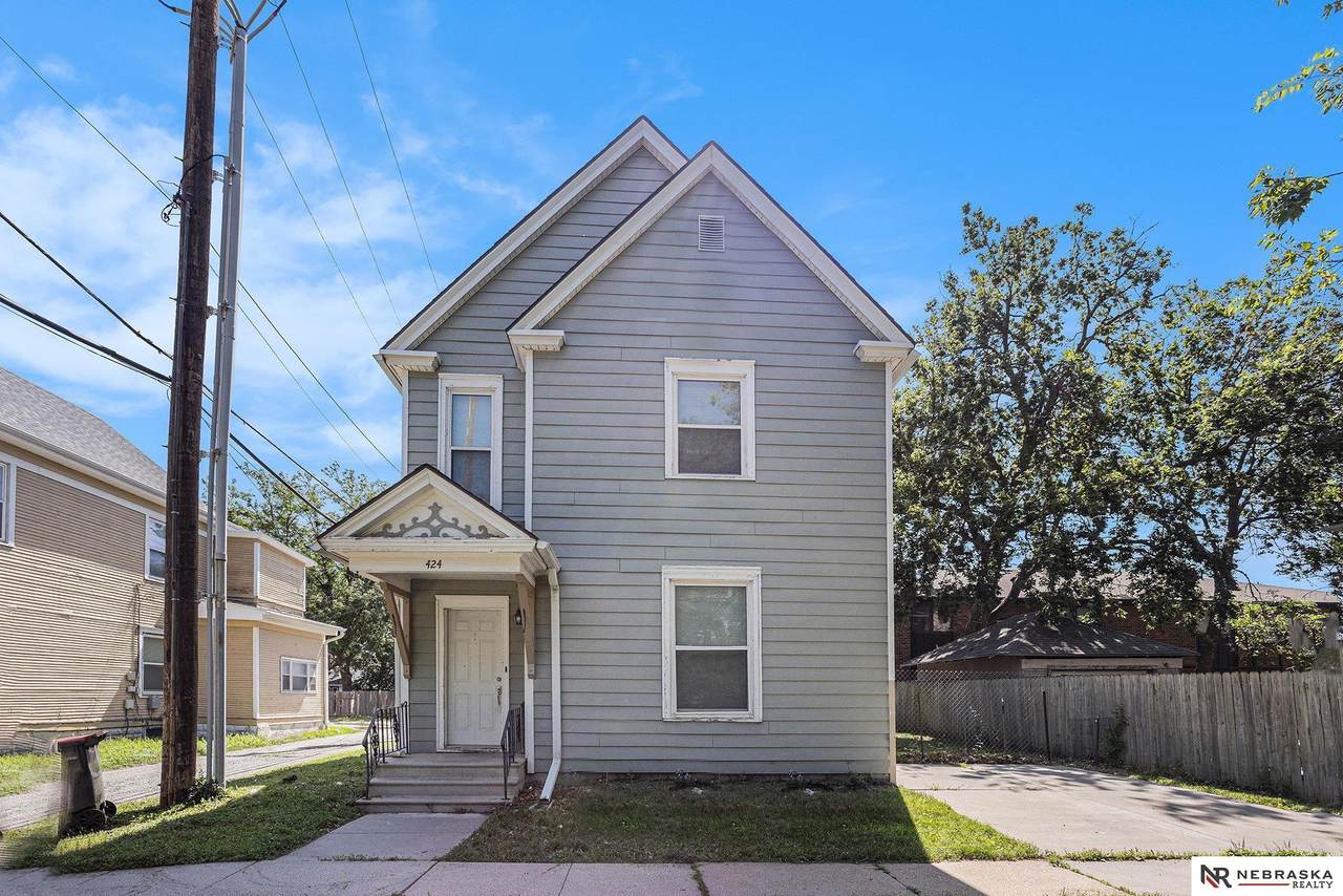424 25th Street - Photo 1